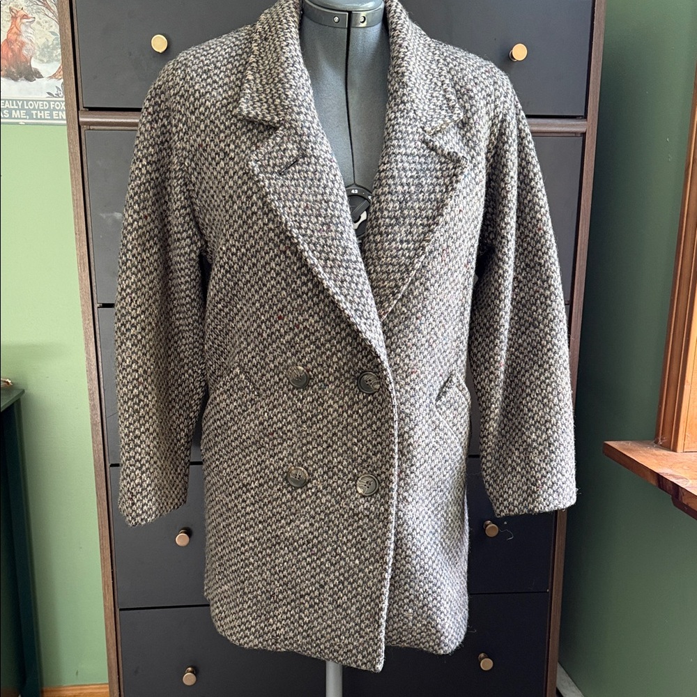 Vintage 100% Wool double breasted Peacoat
